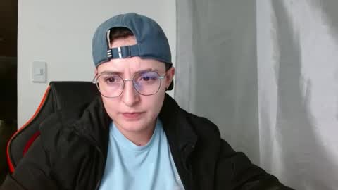 Snapshot of alex_parker07 chatting on May 21, 2026, 2:29 am Alex Parker online show from May 21, 2026, 2:29 am