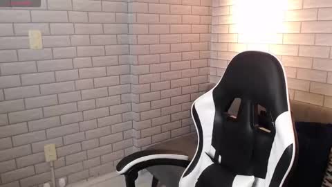 Alex  online show from March 9, 2026, 7:40 pm