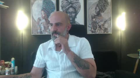 Snapshot of alex_saints_ce chatting on April 21, 2026, 6:12 pm Alex Saints online show from April 21, 2026, 6:12 pm