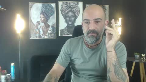 Snapshot of alex_saints_ce chatting on April 24, 2026, 10:39 am Alex Saints online show from April 24, 2026, 10:39 am