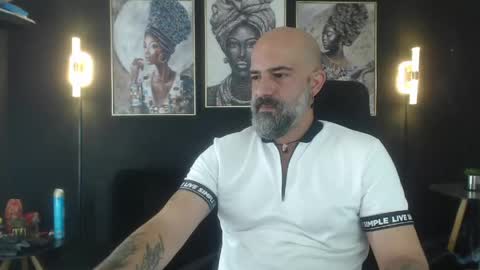 Snapshot of alex_saints_ce chatting on May 1, 2026, 4:22 pm Alex Saints online show from May 1, 2026, 4:22 pm