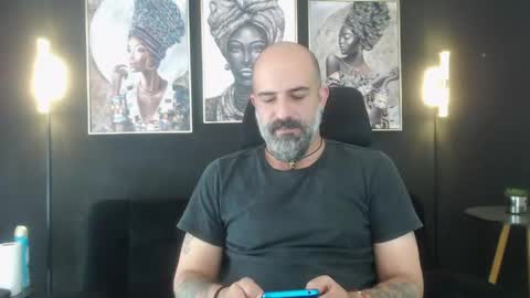 Snapshot of alex_saints_ce chatting on May 6, 2026, 2:55 pm Alex Saints online show from May 6, 2026, 2:55 pm