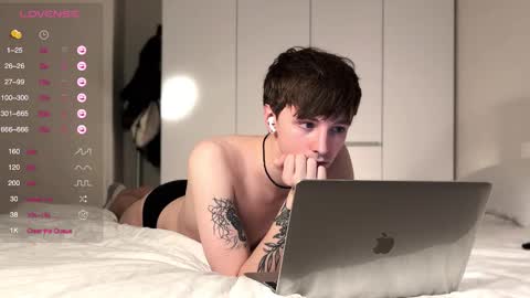 alex_schafer online show from February 20, 2026, 7:36 pm