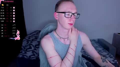 alex_silent online show from February 19, 2026, 1:12 am