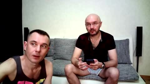 Snapshot of alex_tobey chatting on October 6, 2025, 3:26 am Alex and Tobey online show from October 6, 2025, 3:26 am