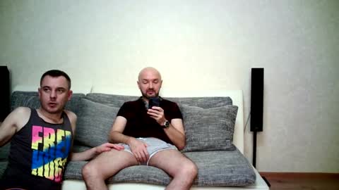 Snapshot of alex_tobey chatting on October 15, 2025, 2:55 am Alex and Tobey online show from October 15, 2025, 2:55 am