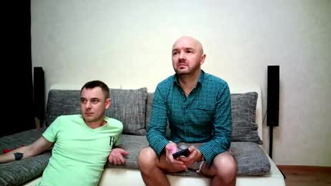 Snapshot of alex_tobey chatting on November 19, 2025, 3:39 am Alex and Tobey online show from November 19, 2025, 3:39 am