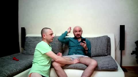 Snapshot of alex_tobey chatting on January 6, 2026, 6:17 am Alex and Tobey online show from January 6, 2026, 6:17 am