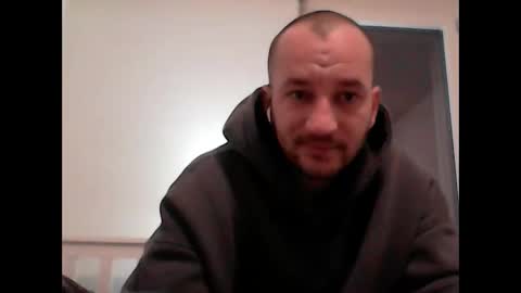 Snapshot of alex_vlad chatting on February 25, 2026, 4:33 am Alexandru online show from February 25, 2026, 4:33 am