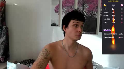 Alex WandHot online show from October 30, 2025, 8:27 am