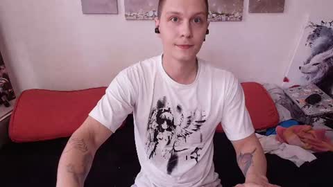 Snapshot of alex_wandhot chatting on June 16, 2026, 6:38 am Alex WandHot online show from June 16, 2026, 6:38 am