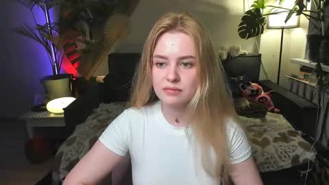 alexa_pirs online show from May 16, 2026, 8:07 pm