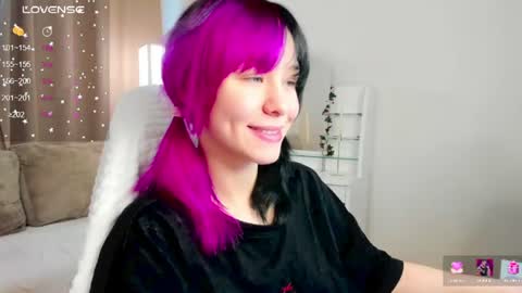 alexaabee online show from June 22, 2026, 1:07 am