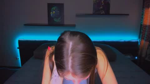 angel online show from April 9, 2026, 12:54 am