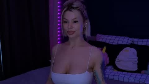 Snapshot of alexamason chatting on July 14, 2026, 2:05 am Alexa Mason online show from July 14, 2026, 2:05 am