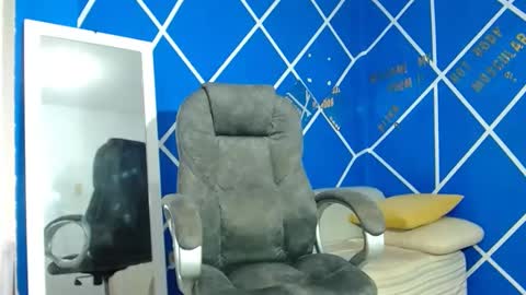 alexander online show from September 20, 2025, 8:43 pm