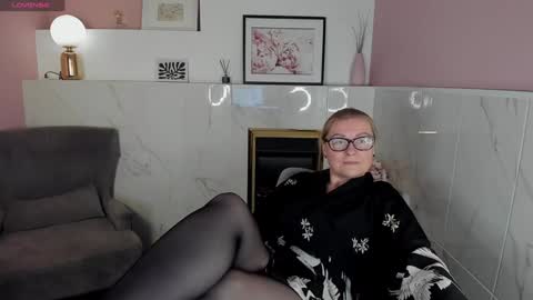 Snapshot of alexandra_kind chatting on December 26, 2024, 8:00 pm Alexandra online show from December 26, 2024, 8:00 pm