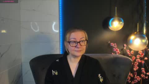 Snapshot of alexandra_kind chatting on December 28, 2024, 2:10 pm Alexandra online show from December 28, 2024, 2:10 pm