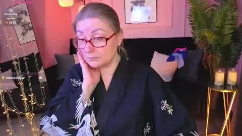 Snapshot of alexandra_kind chatting on February 28, 2026, 1:56 pm Alexandra online show from February 28, 2026, 1:56 pm