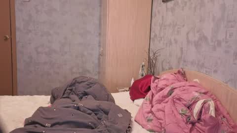 alexbellis online show from May 24, 2026, 1:43 am