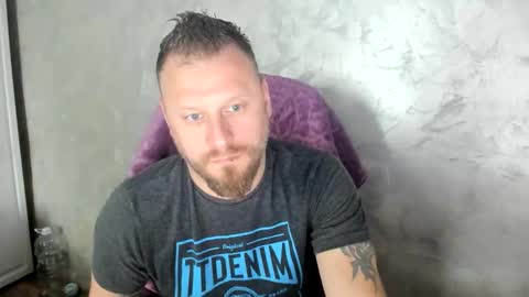 Snapshot of alexboy2022 chatting on May 9, 2026, 9:25 am onlyfans..alexyno2022 online show from May 9, 2026, 9:25 am