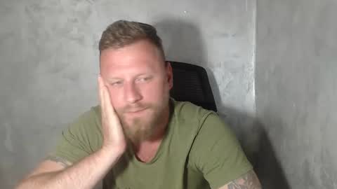 Snapshot of alexboy2022 chatting on June 8, 2026, 5:35 pm onlyfans..alexyno2022 online show from June 8, 2026, 5:35 pm