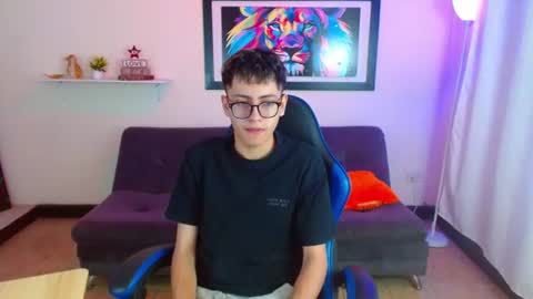 alex online show from June 12, 2026, 2:38 pm