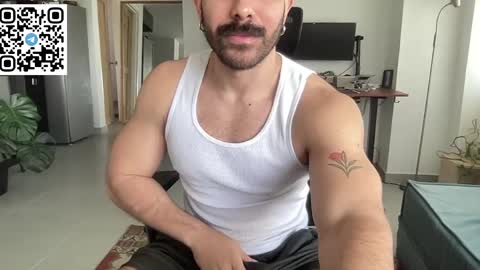 Snapshot of alexdimartino chatting on April 22, 2026, 3:24 pm Alex Dimartino online show from April 22, 2026, 3:24 pm