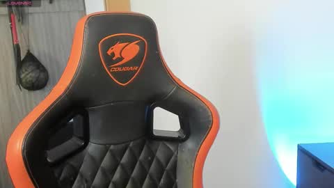 alexfloreszzz online show from September 18, 2025, 2:30 pm