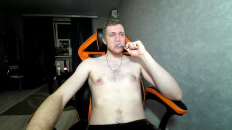 Snapshot of alexfox2018 chatting on January 18, 2025, 3:49 pm Alex online show from January 18, 2025, 3:49 pm