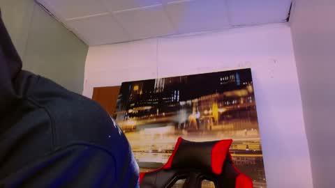 Snapshot of alexgiraldo__ chatting on May 11, 2026, 12:55 pm alexgiraldo__ online show from May 11, 2026, 12:55 pm