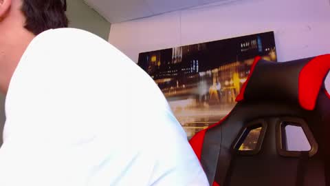 Snapshot of alexgiraldo__ chatting on May 20, 2026, 12:50 am alexgiraldo__ online show from May 20, 2026, 12:50 am