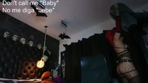 Snapshot of alexhoe_ chatting on June 27, 2026, 6:35 pm Alex online show from June 27, 2026, 6:35 pm