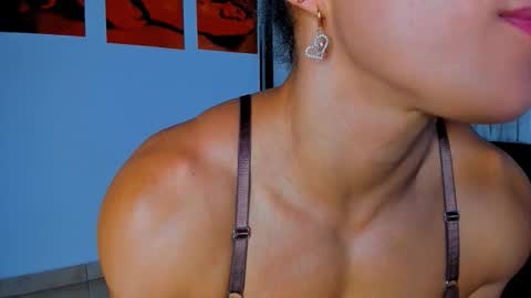 alexiafit online show from September 29, 2025, 8:02 pm