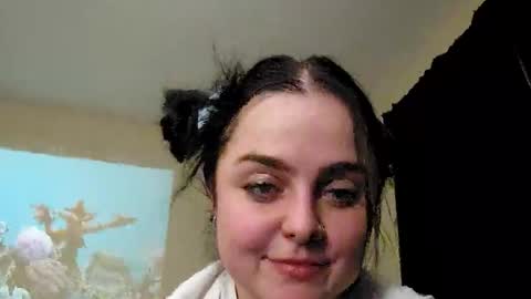 Snapshot of alexis_onfire1312 chatting on November 6, 2025, 5:19 am AlexisOnFire1312 online show from November 6, 2025, 5:19 am