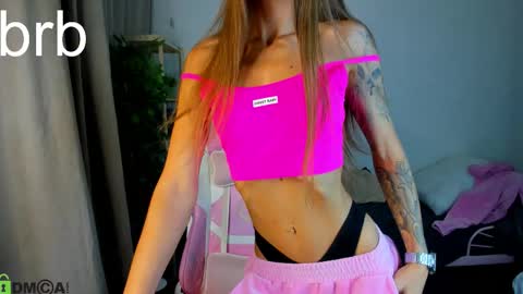 Alexis   Mon Tue Wed Thu Fri 7 GMT 0100am-0700am  online show from September 24, 2025, 8:45 pm