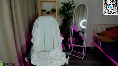 Alexis   Mon Tue Wed Thu Fri 7 GMT 0100am-0700am  online show from February 13, 2026, 12:06 am