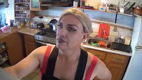 Snapshot of alexiss699 chatting on December 18, 2024, 10:57 pm alexiss699 online show from December 18, 2024, 10:57 pm