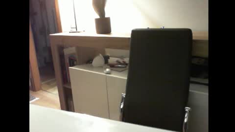 Alexia online show from February 12, 2026, 10:05 pm