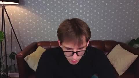 Dennis online show from October 7, 2025, 12:13 pm