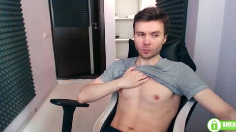 Snapshot of alexspilner chatting on November 4, 2025, 12:37 pm Alex Spilner online show from November 4, 2025, 12:37 pm