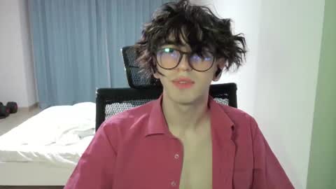 Alex online show from June 25, 2026, 6:01 pm