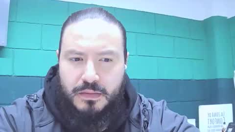 Snapshot of alextambet chatting on December 1, 2025, 1:27 pm alextambet online show from December 1, 2025, 1:27 pm