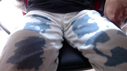 Snapshot of alextwunkk chatting on December 28, 2024, 4:20 pm Alex online show from December 28, 2024, 4:20 pm