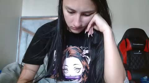 alex y luisa online show from April 10, 2026, 4:33 pm