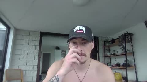 Snapshot of alexx1169 chatting on January 4, 2025, 11:59 pm Alex online show from January 4, 2025, 11:59 pm