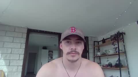 Snapshot of alexx1169 chatting on January 10, 2025, 3:29 am Alex online show from January 10, 2025, 3:29 am