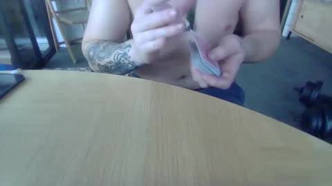 Snapshot of alexx1169 chatting on February 18, 2025, 4:58 am Alex online show from February 18, 2025, 4:58 am