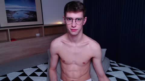 Snapshot of alfie_evanss chatting on January 19, 2025, 11:43 pm Alfie online show from January 19, 2025, 11:43 pm