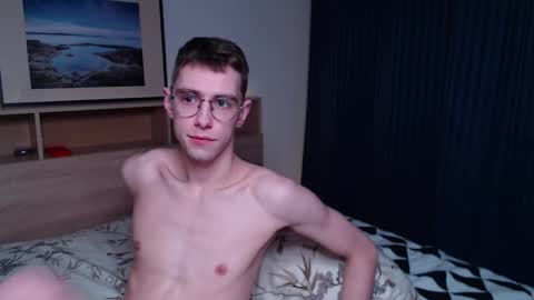 Snapshot of alfie_evanss chatting on February 16, 2025, 12:19 am Alfie online show from February 16, 2025, 12:19 am